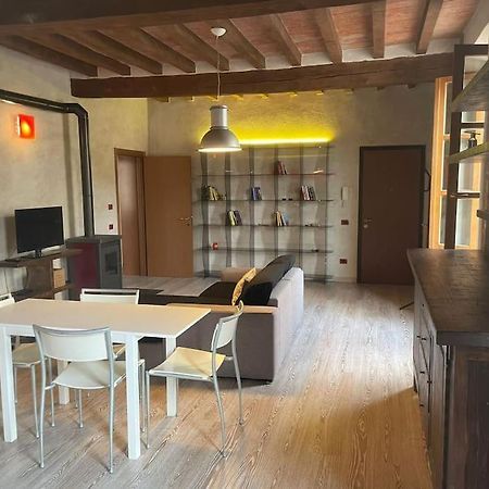 里韦尔加罗Casa In Piazzetta公寓 外观 照片